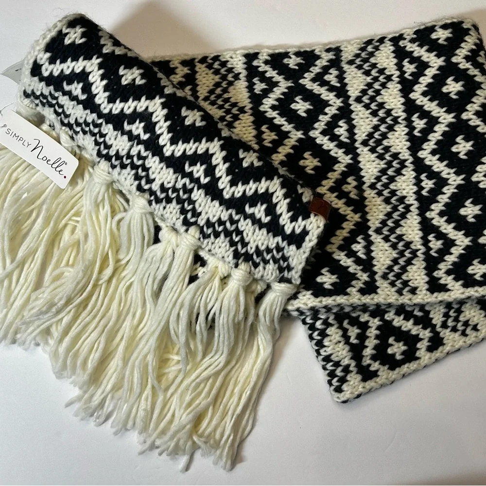 Simply Noelle chic knit